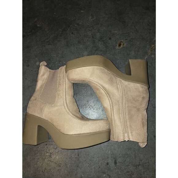 Lane Bryant Platform Cloud Boots - Picture 4 of 6